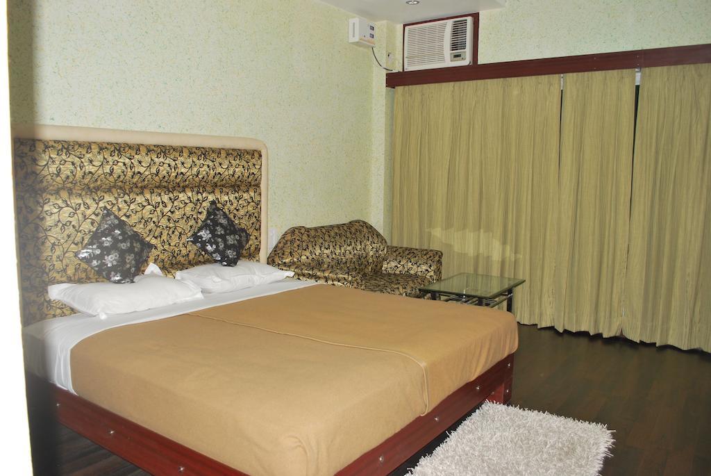 Hotel Panchwati Bilaspur  Værelse billede